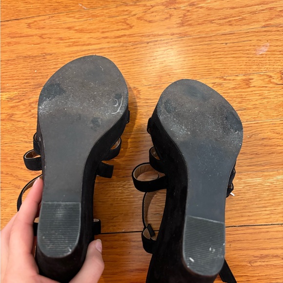 BP Black Strappy Wedges - Picture 5 of 6